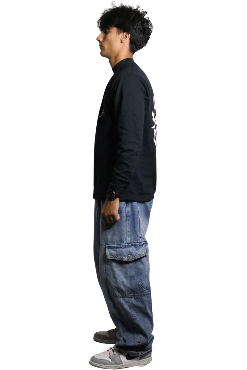Arabic Circle Calligraphy Long Sleeve - White on Black